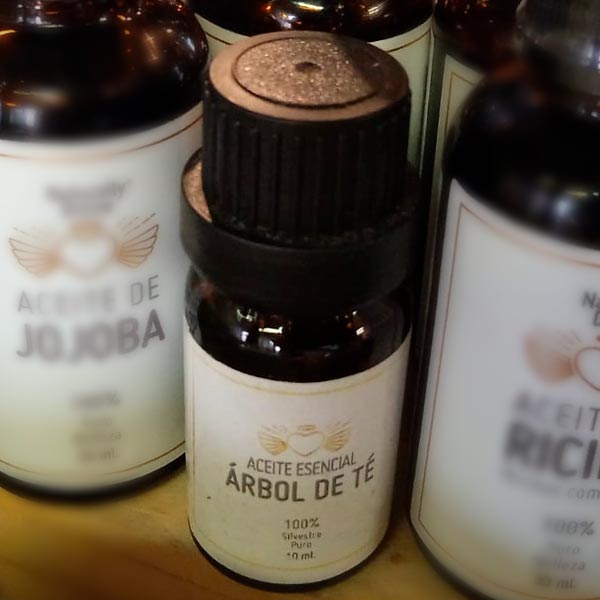 Aceite Esencialde Arbol de Té 10ml - Naturally Divine